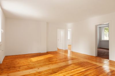 Oak Floor Varnishing in Kansas City, KS